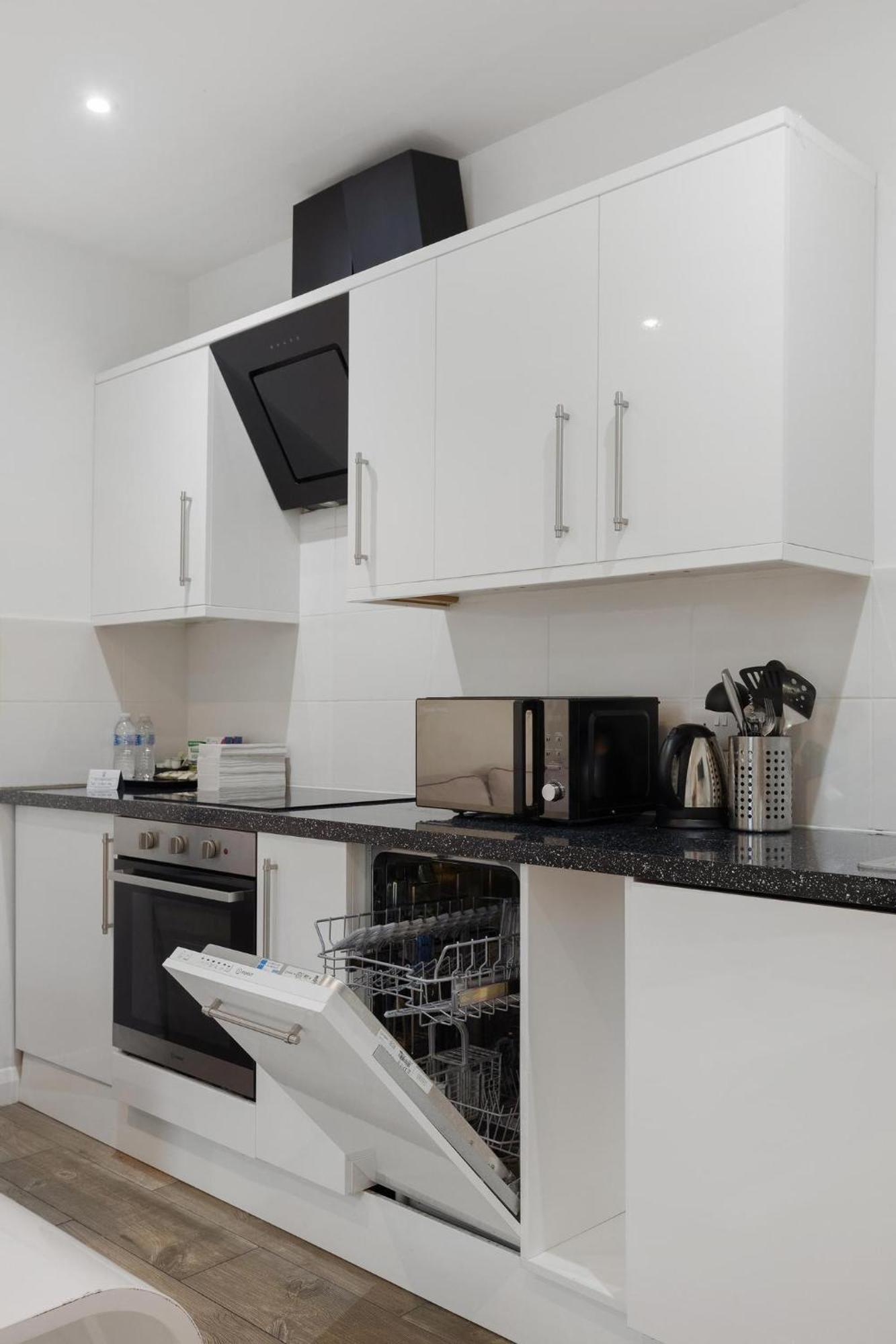 Modern City Centre Flat Oxford Exterior photo