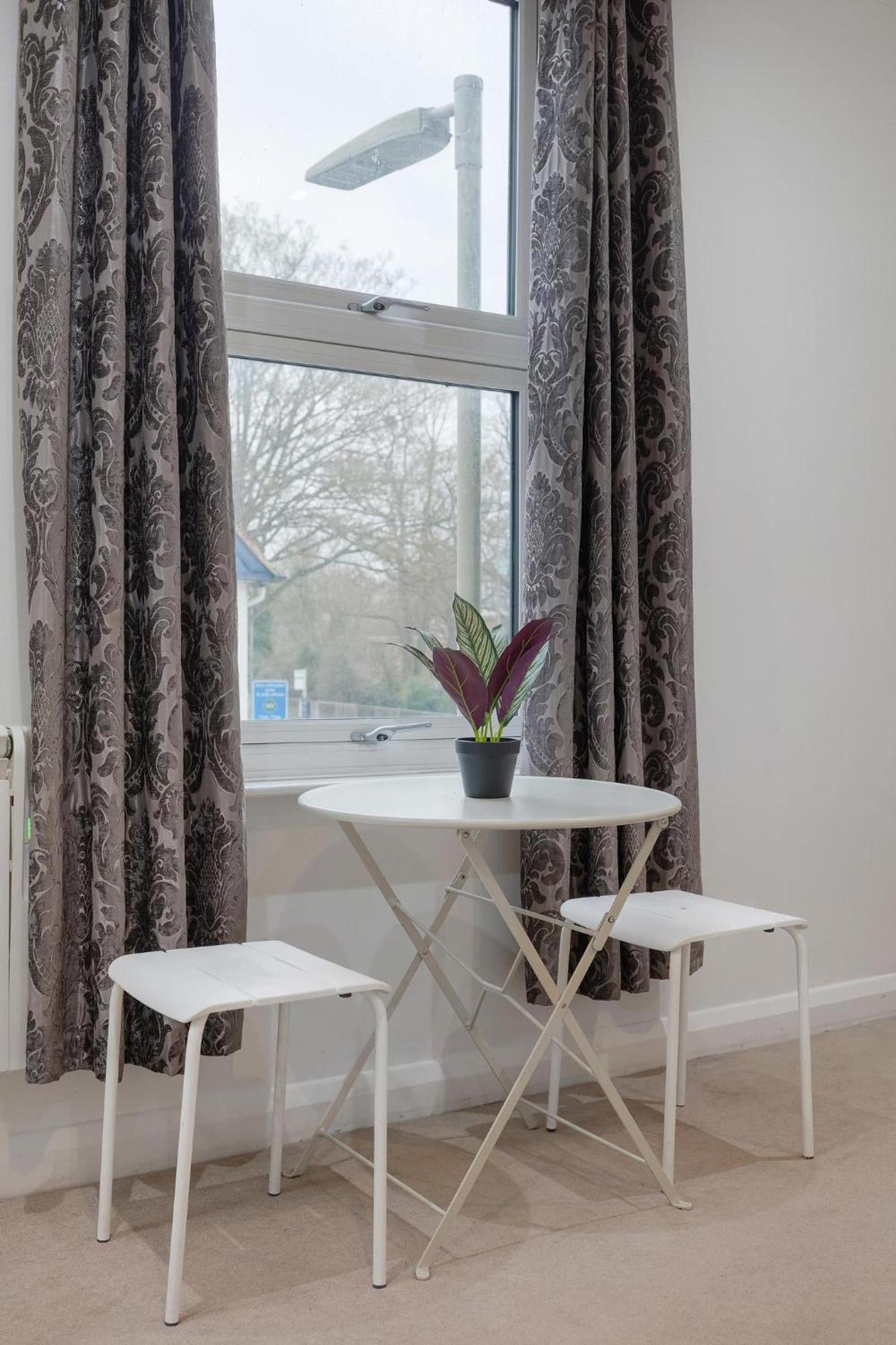 Modern City Centre Flat Oxford Exterior photo